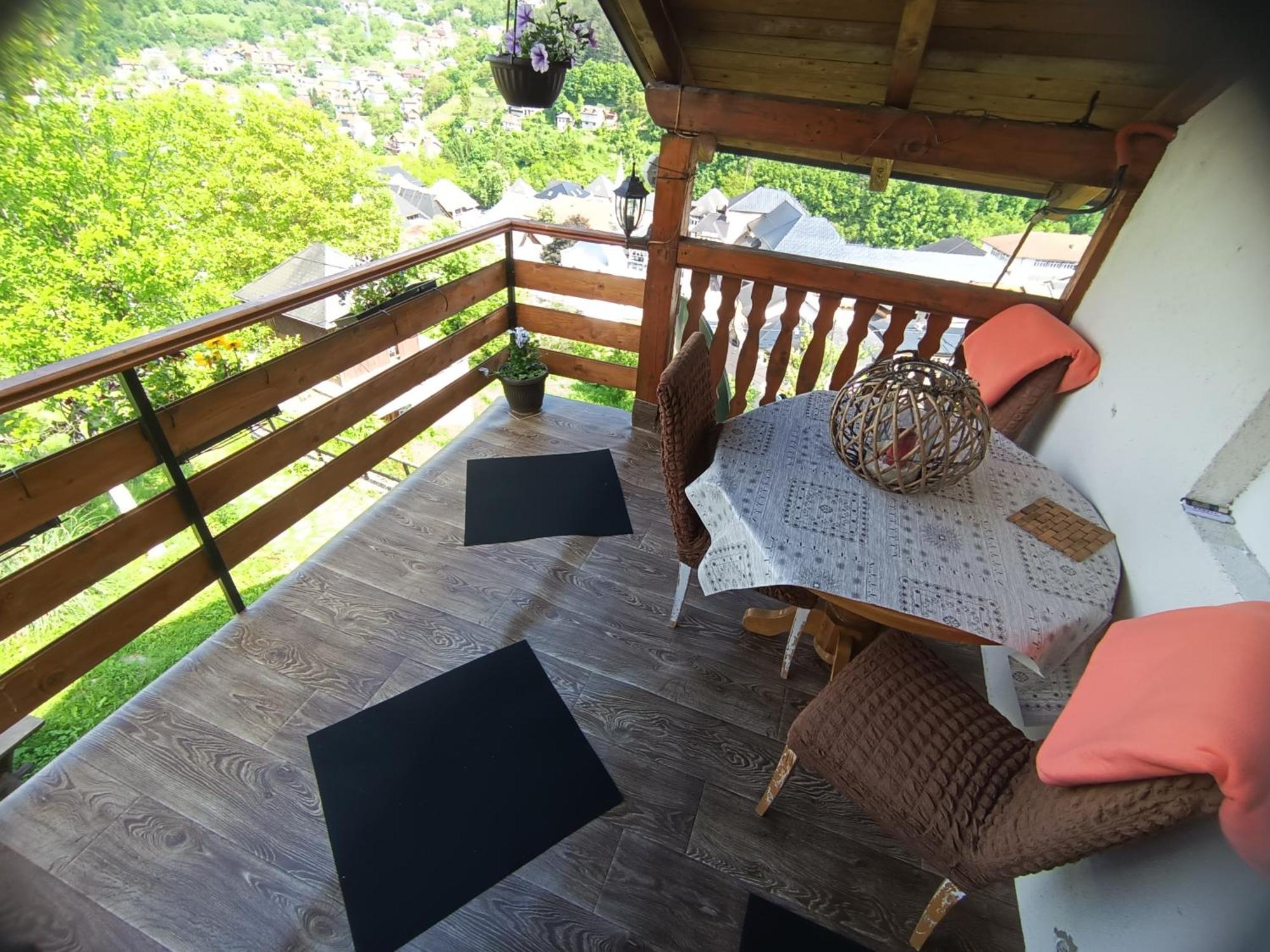 Hotel Privatni Smjestaj Kurtalija Jajce Exterior foto